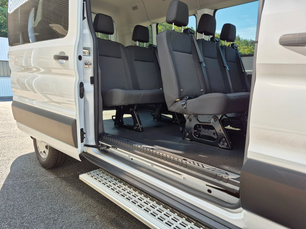 Ford Transit 2024