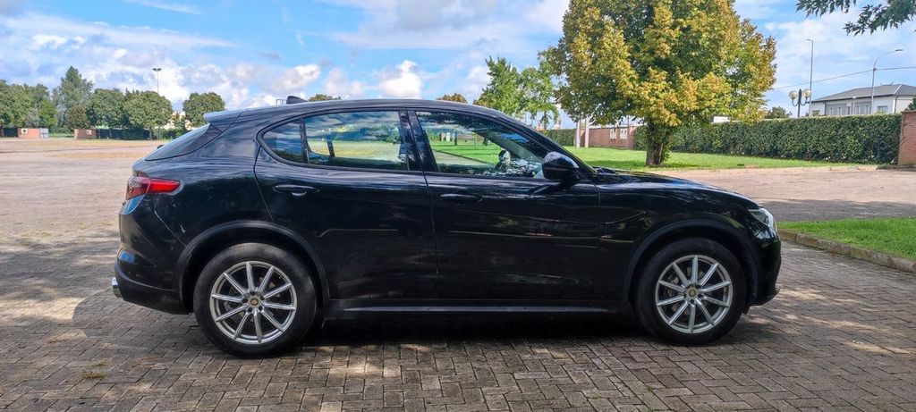 Alfa Romeo Stelvio 2018