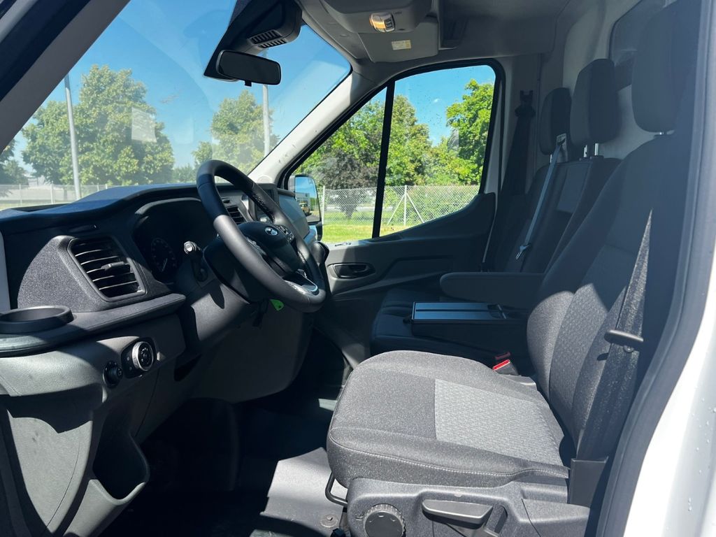 Ford Transit 2025