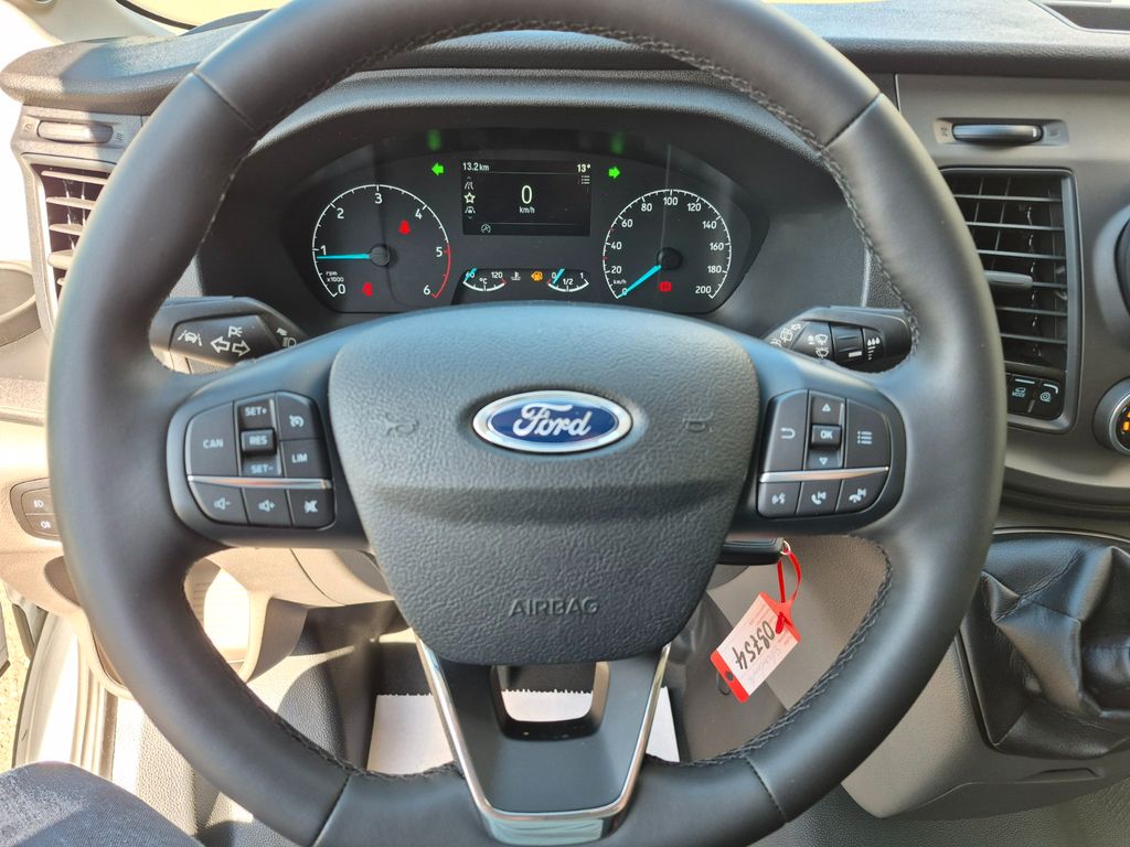 Ford Transit 2024