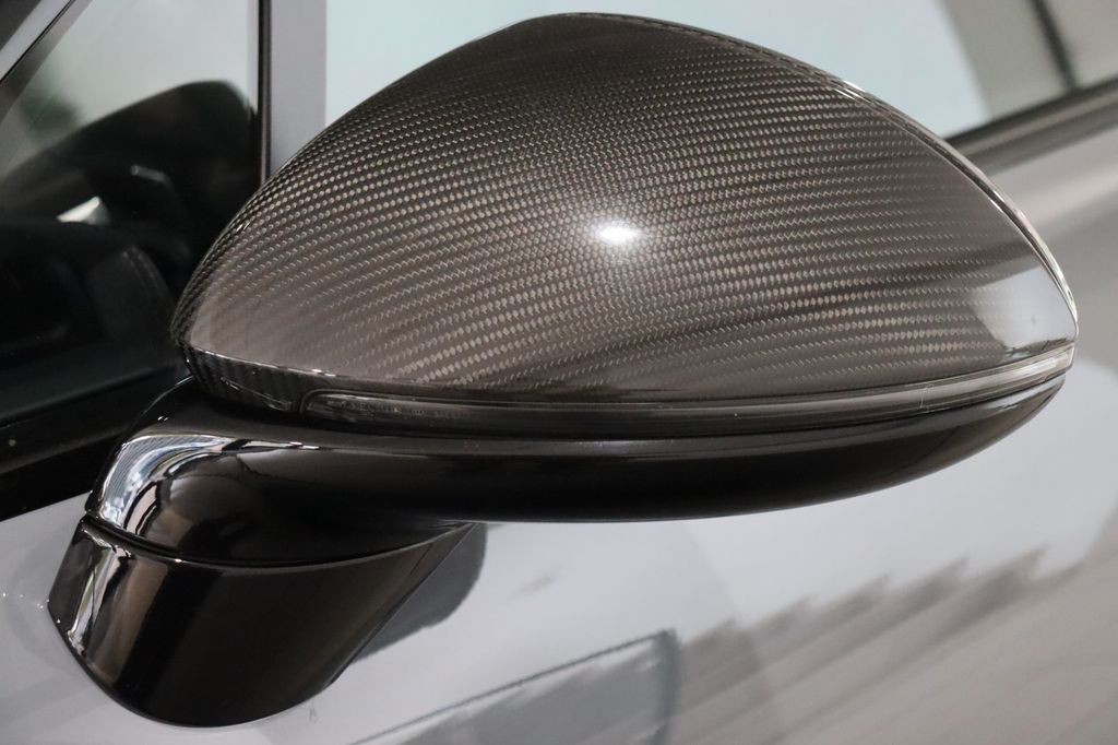 Porsche Cayenne 2021