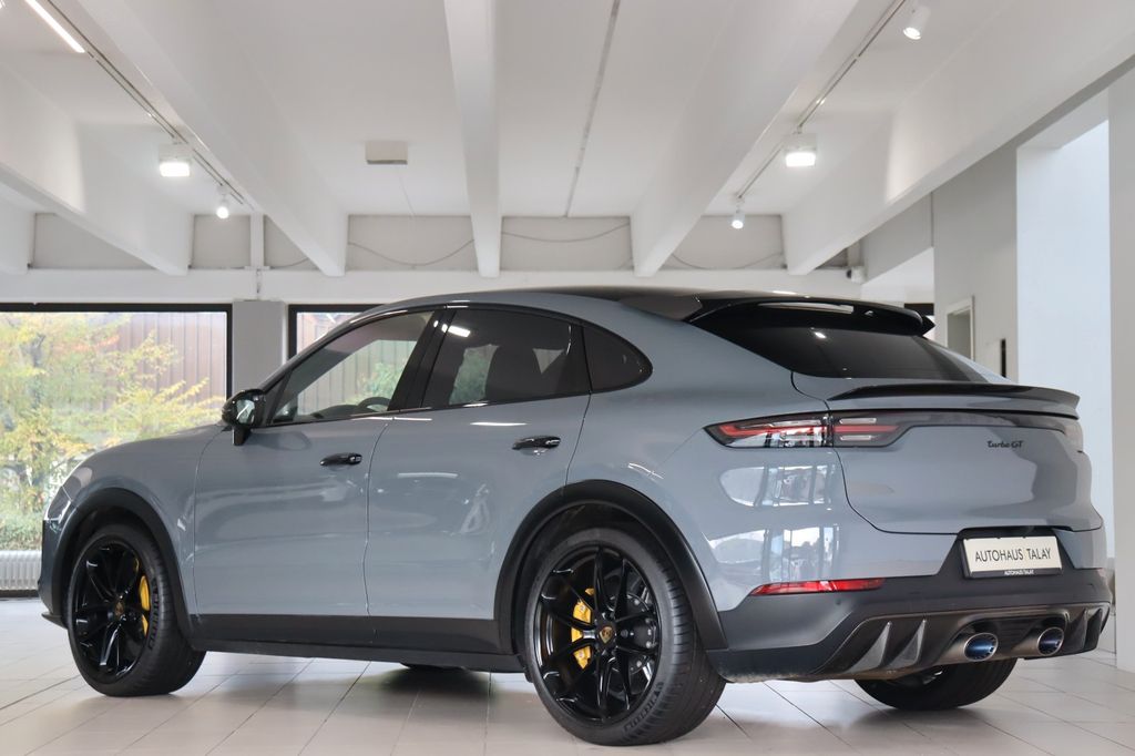 Porsche Cayenne 2021