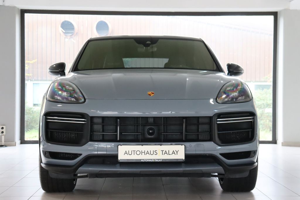 Porsche Cayenne 2021