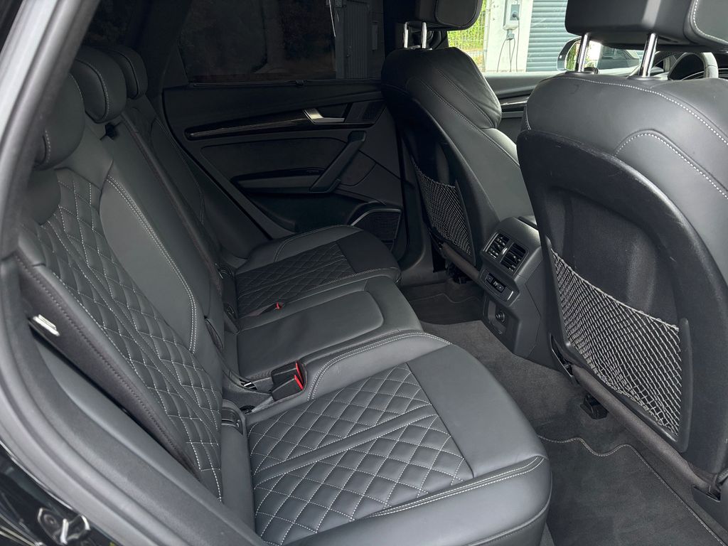 Audi SQ5 2022