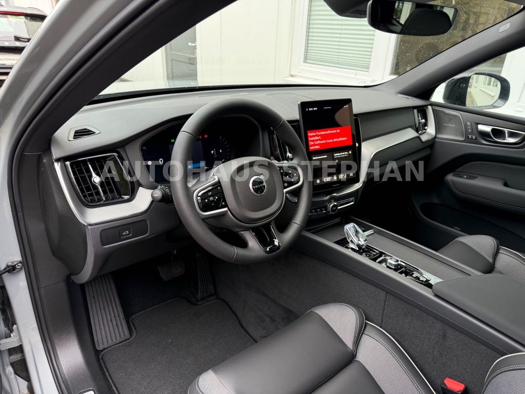 Volvo XC60 2025