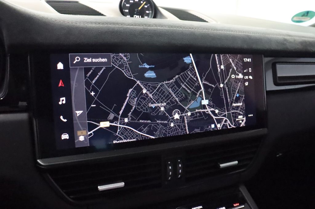 Porsche Cayenne 2021