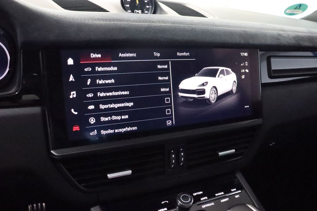 Porsche Cayenne 2021