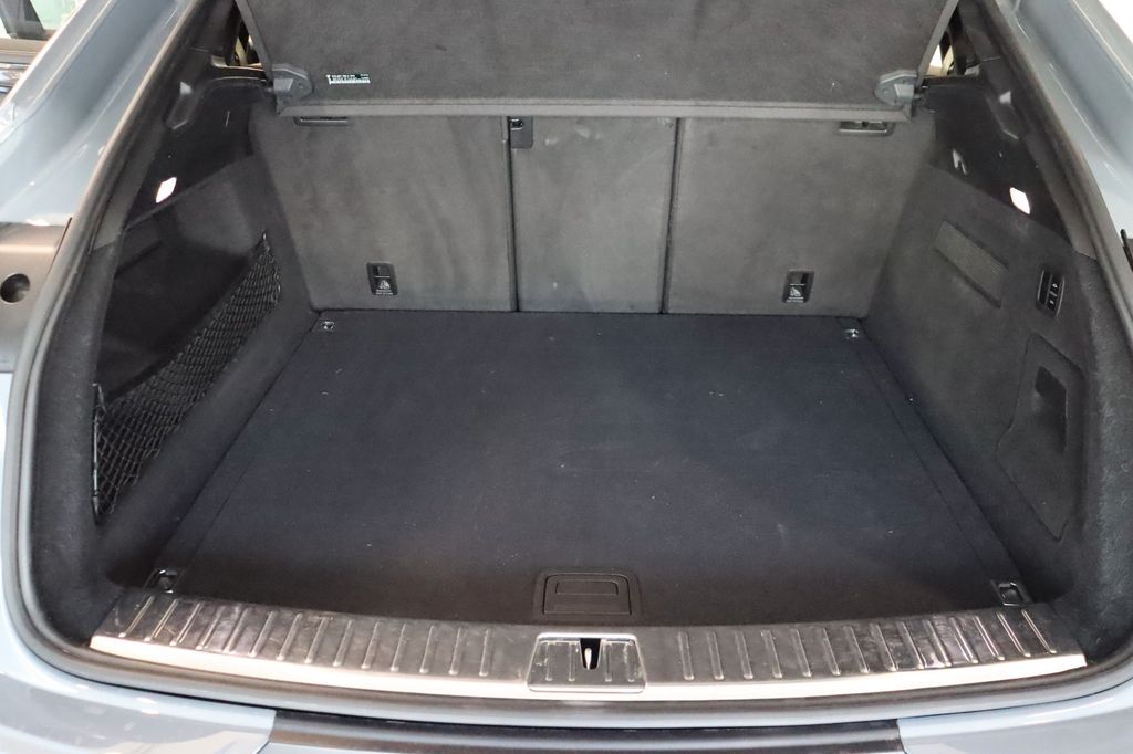 Porsche Cayenne 2021