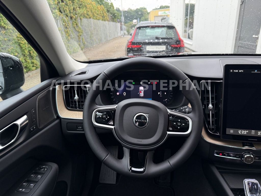 Volvo XC60 2025