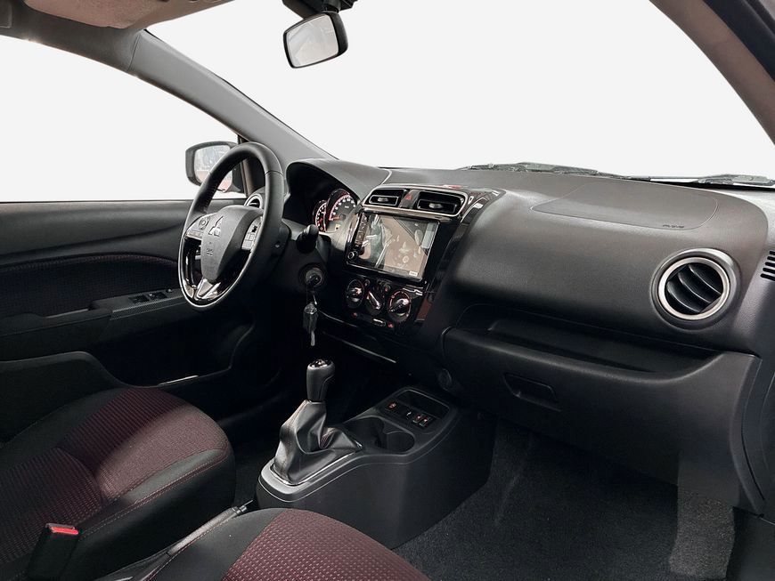 Mitsubishi Space Star 2025