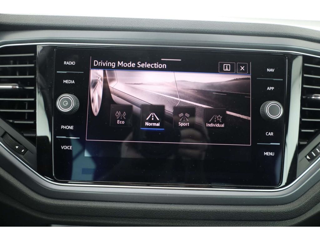 Volkswagen T-Roc 2021