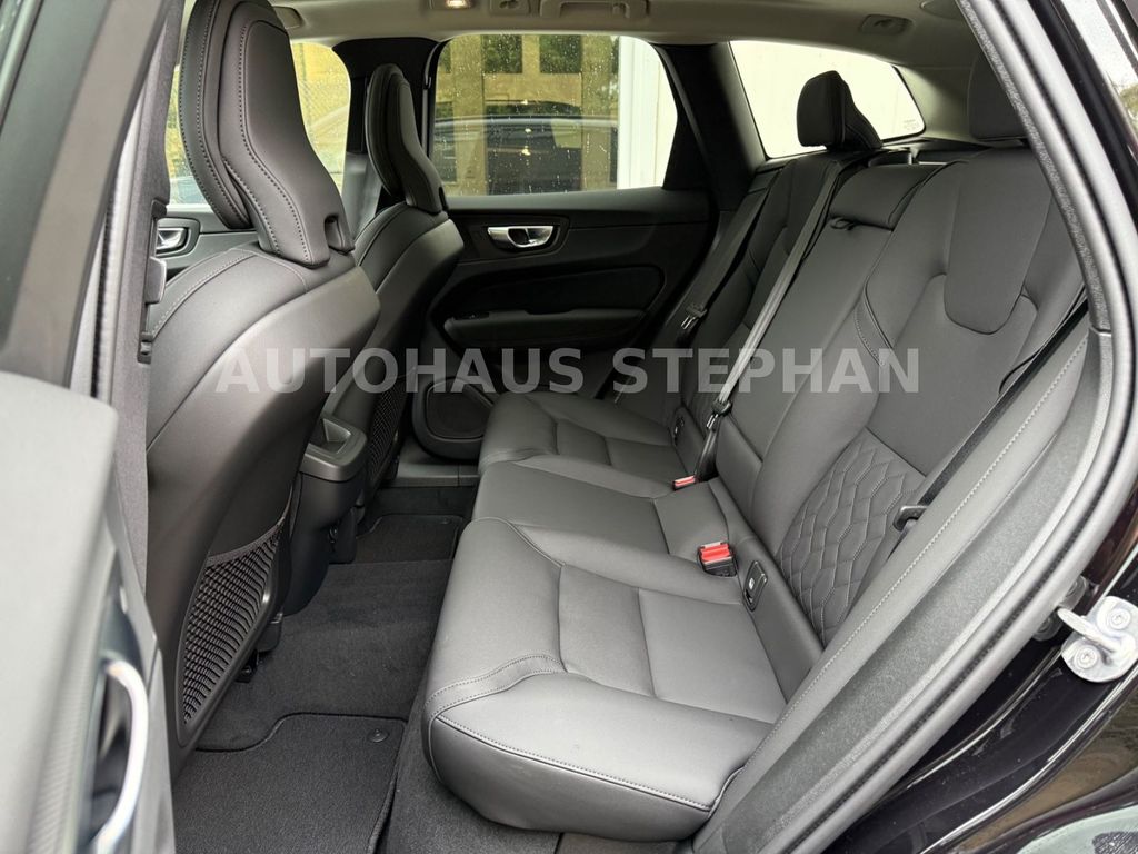 Volvo XC60 2025