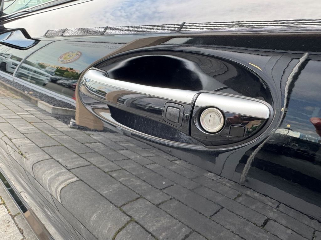 Mercedes-Benz SL 63 AMG 2010