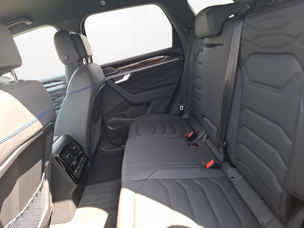 Volkswagen Touareg 2025