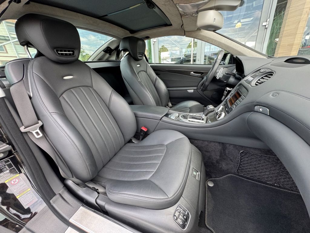 Mercedes-Benz SL 63 AMG 2010