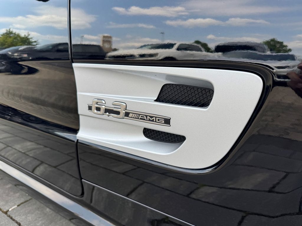Mercedes-Benz SL 63 AMG 2010