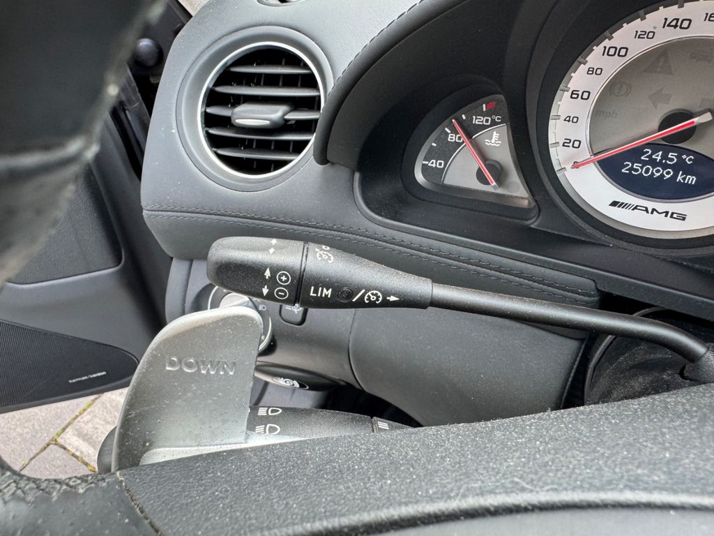 Mercedes-Benz SL 63 AMG 2010