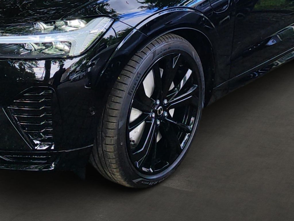 Volvo XC60 2025