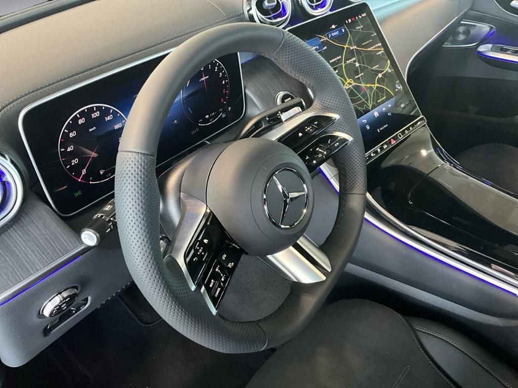 Mercedes-Benz GLC 300 2025