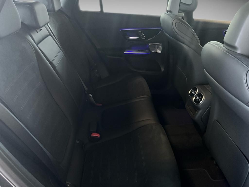 Mercedes-Benz GLC 300 2025