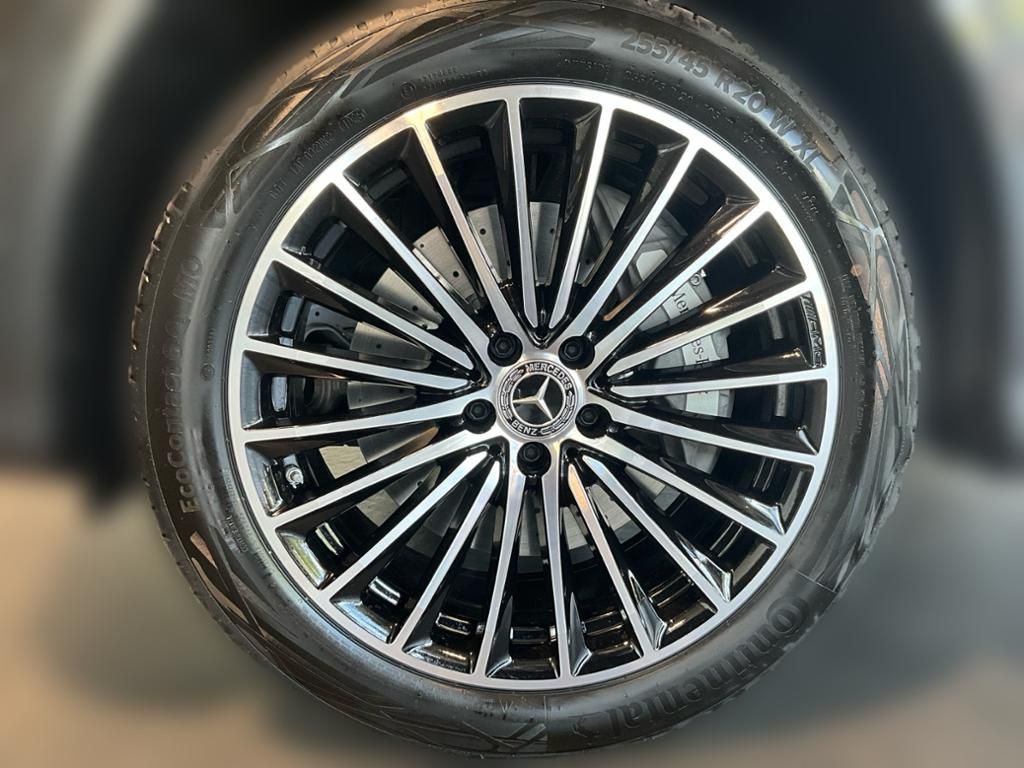 Mercedes-Benz GLC 300 2025