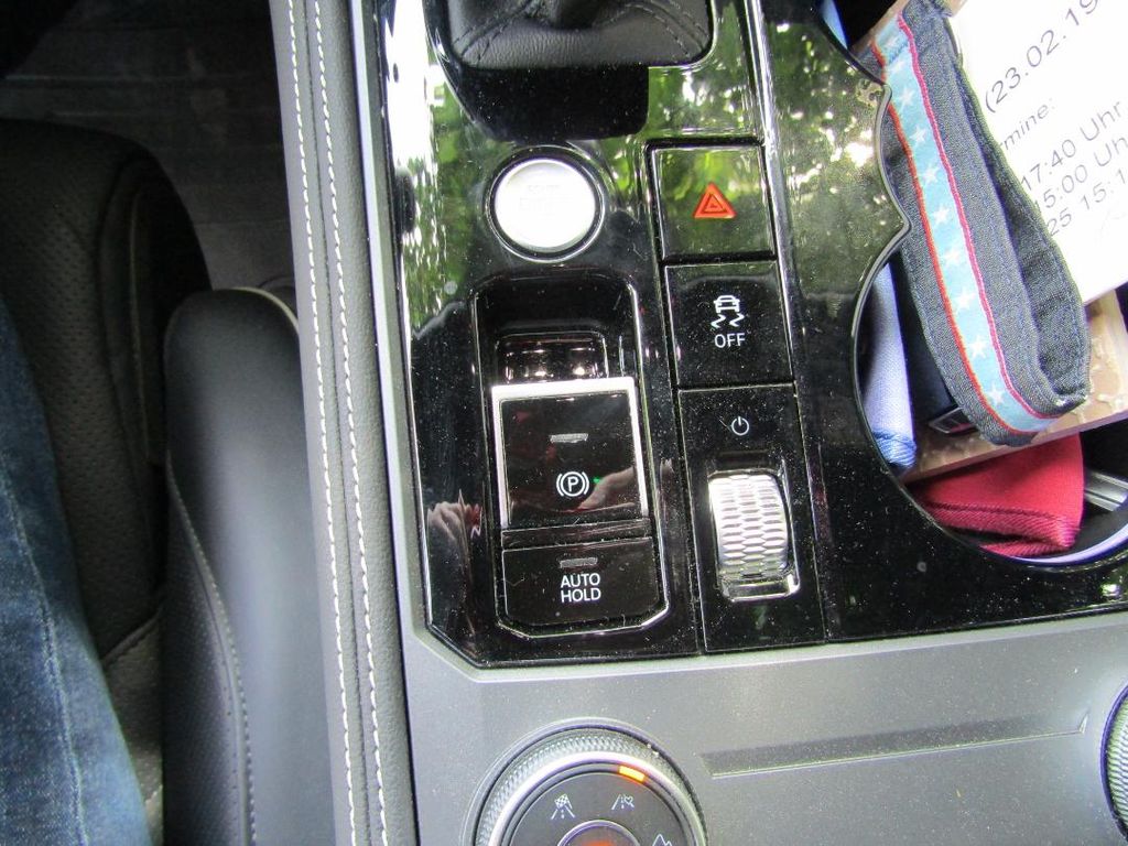 Volkswagen Touareg 2025