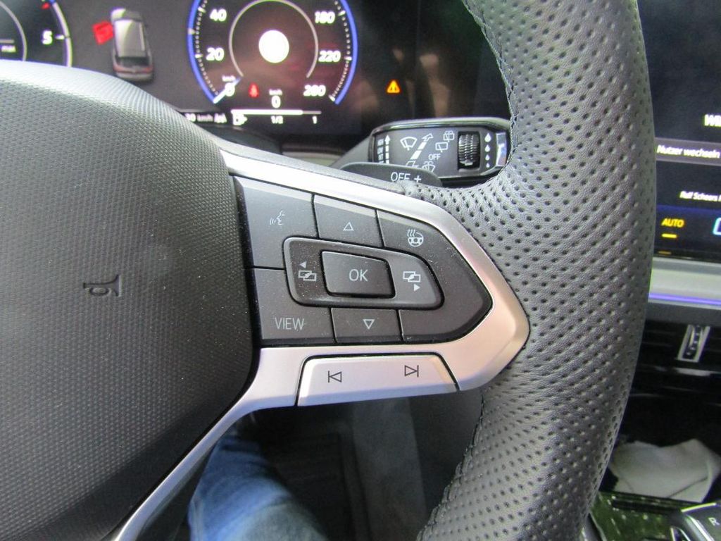 Volkswagen Touareg 2025