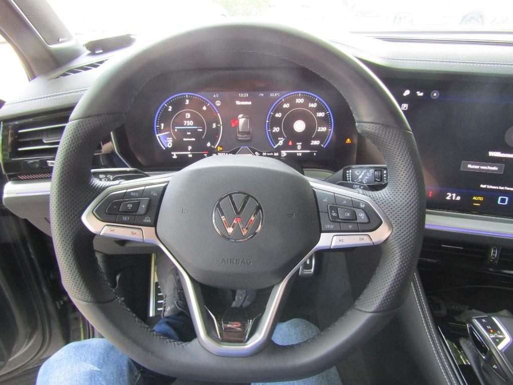 Volkswagen Touareg 2025