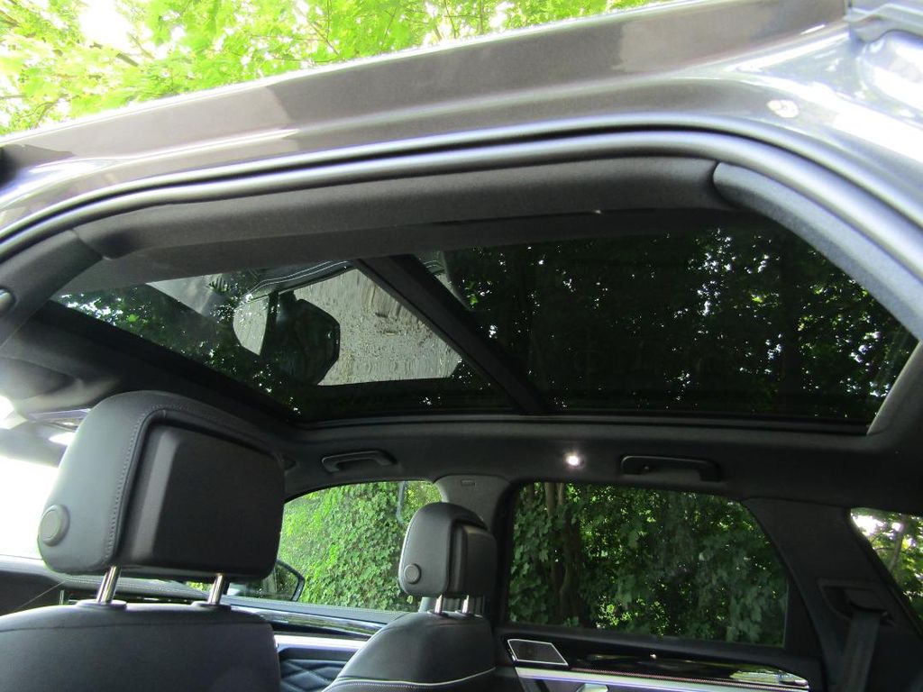 Volkswagen Touareg 2025