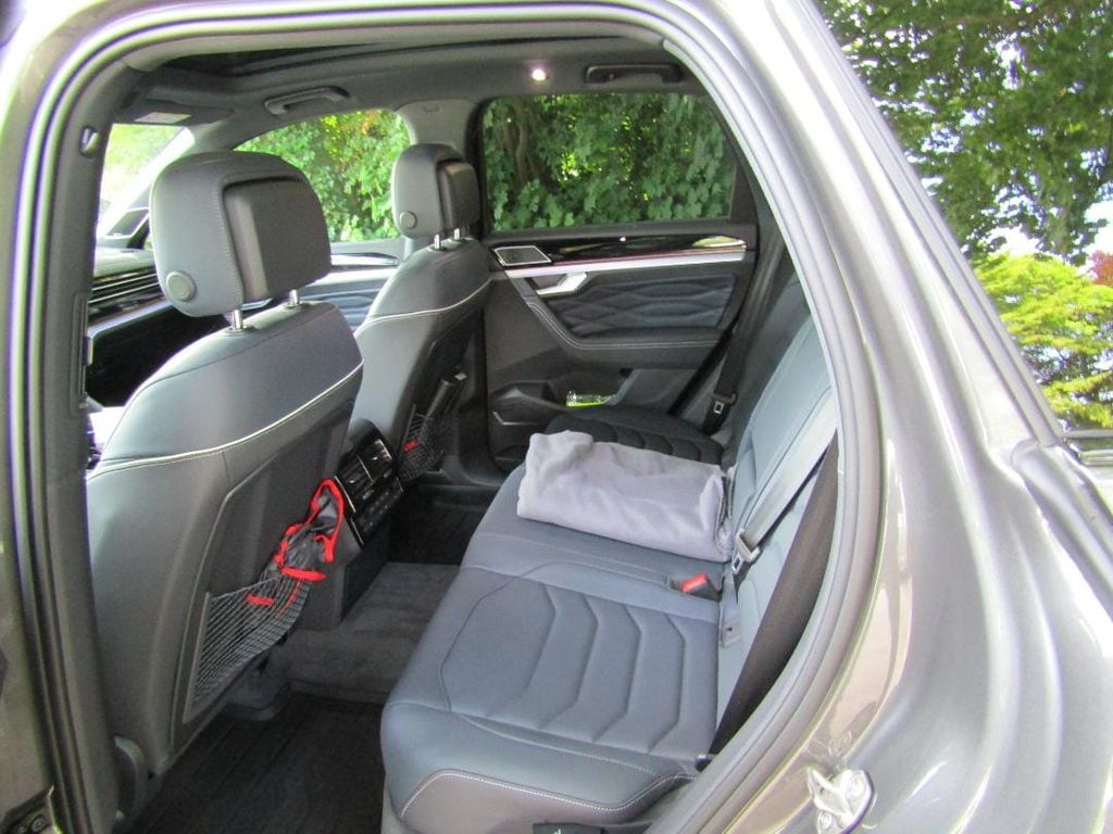 Volkswagen Touareg 2025