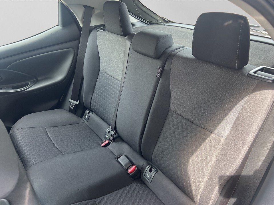 Mazda 2 Hybrid 2022
