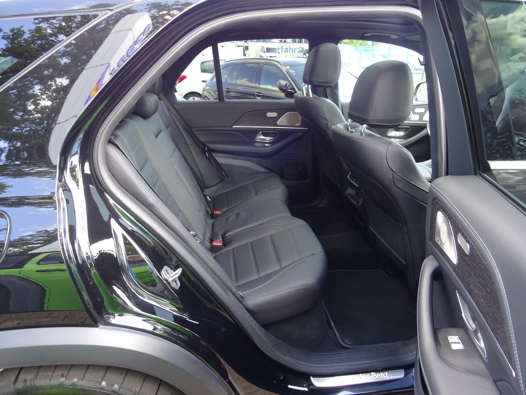 Mercedes-Benz GLE 300 2022