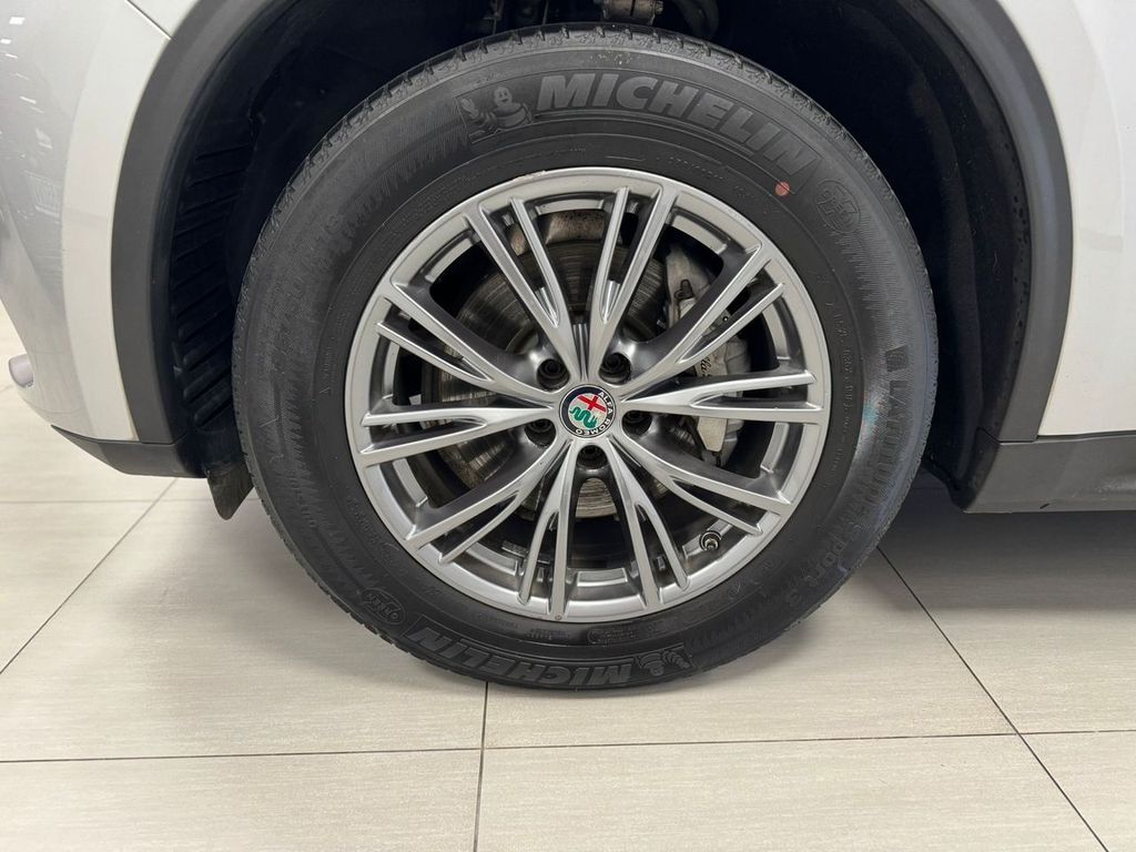 Alfa Romeo Stelvio 2019