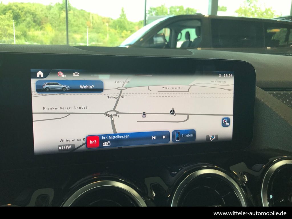 Mercedes-Benz B 180 2024