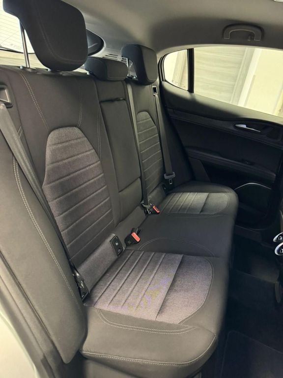 Alfa Romeo Stelvio 2019