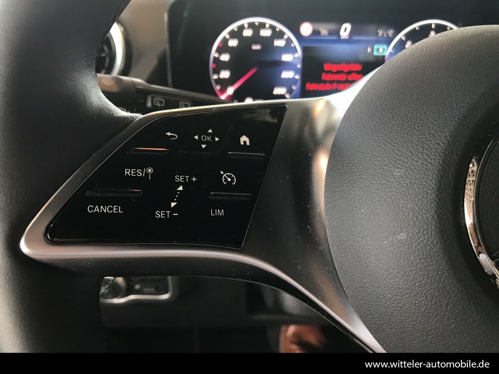 Mercedes-Benz B 180 2024