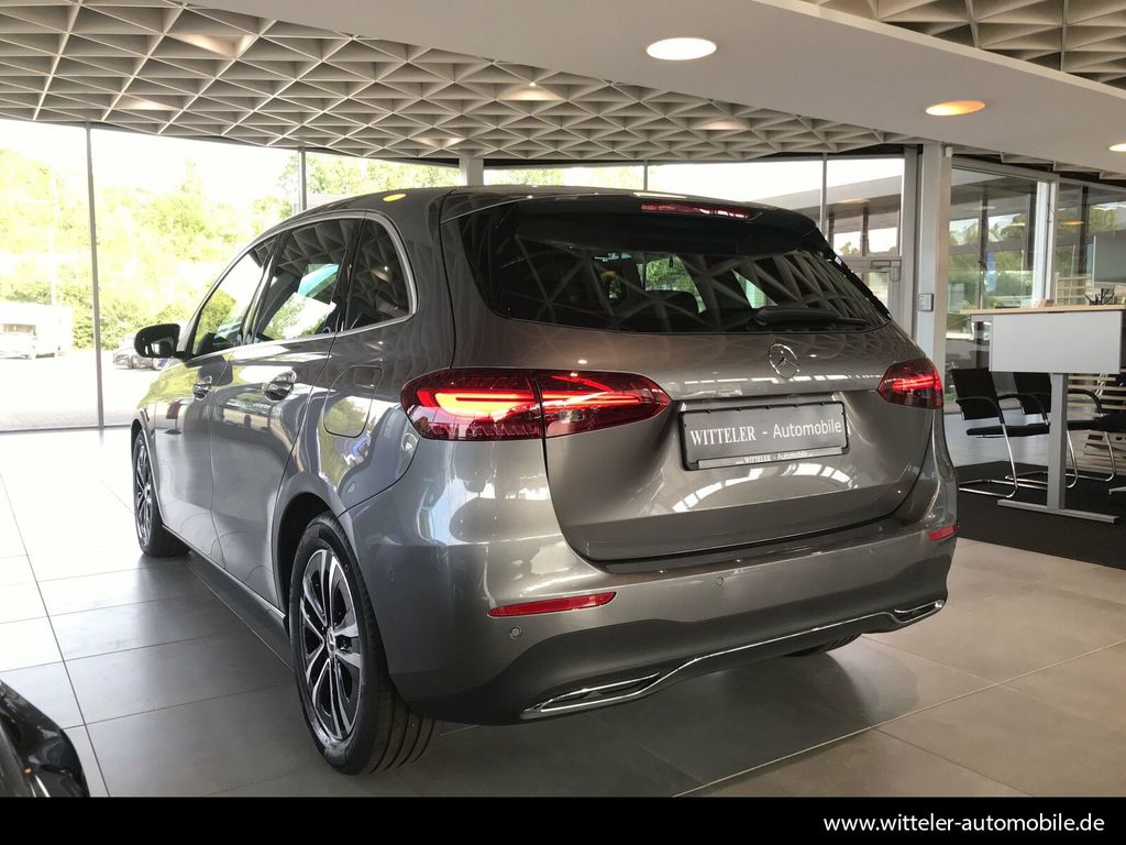 Mercedes-Benz B 180 2024