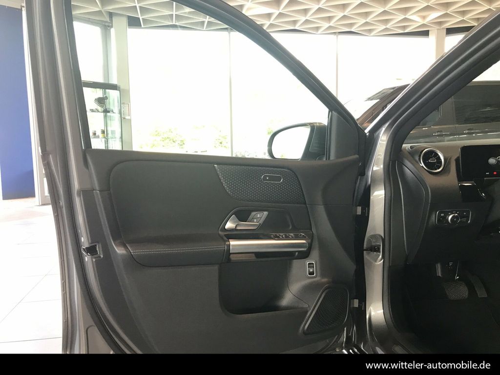 Mercedes-Benz B 180 2024