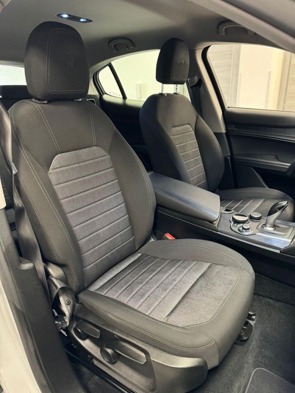 Alfa Romeo Stelvio 2019