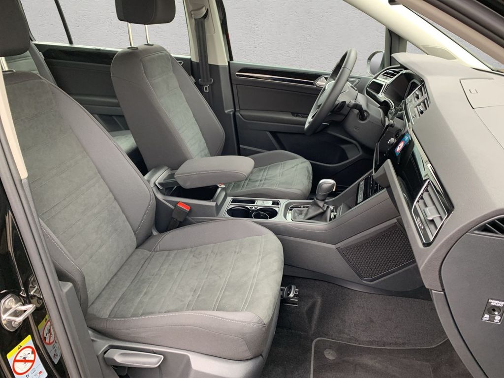 Volkswagen Touran 2025