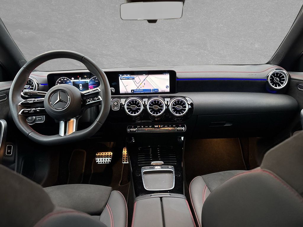 Mercedes-Benz CLA 200 2024