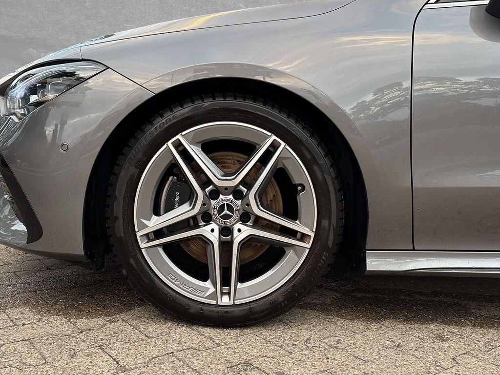 Mercedes-Benz CLA 200 2024