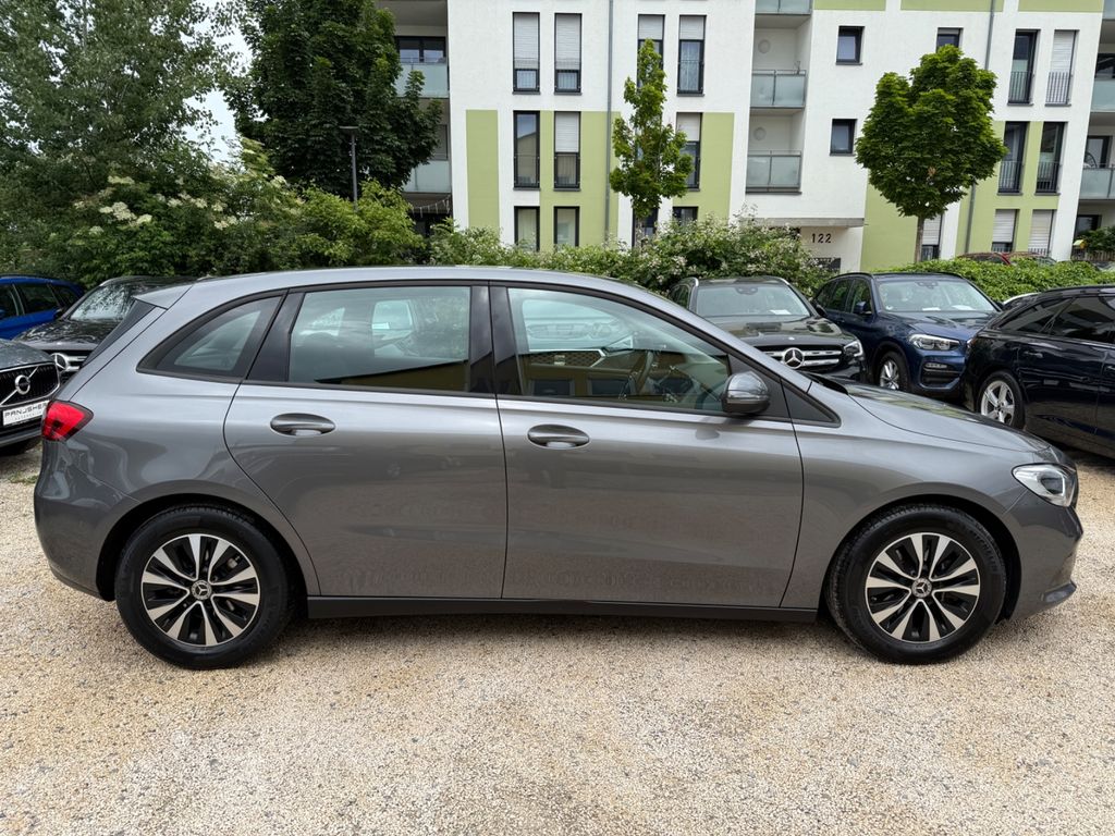 Mercedes-Benz B 200 2021
