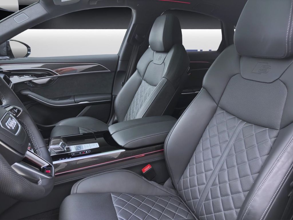 Audi S8 2024