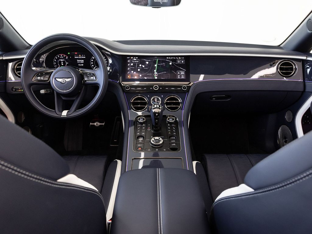 Bentley Continental GTC 2024