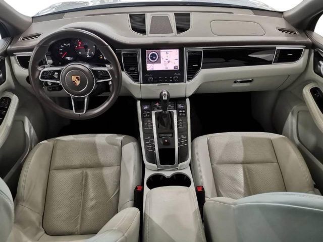 Porsche Macan 2017