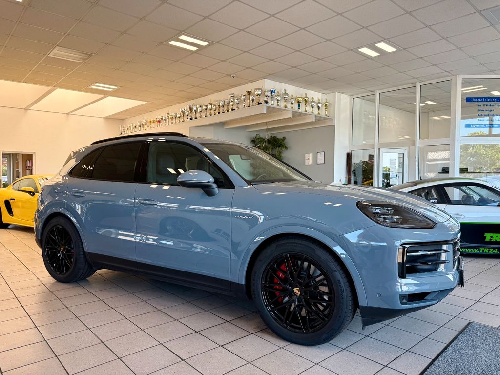 Porsche Cayenne 2024