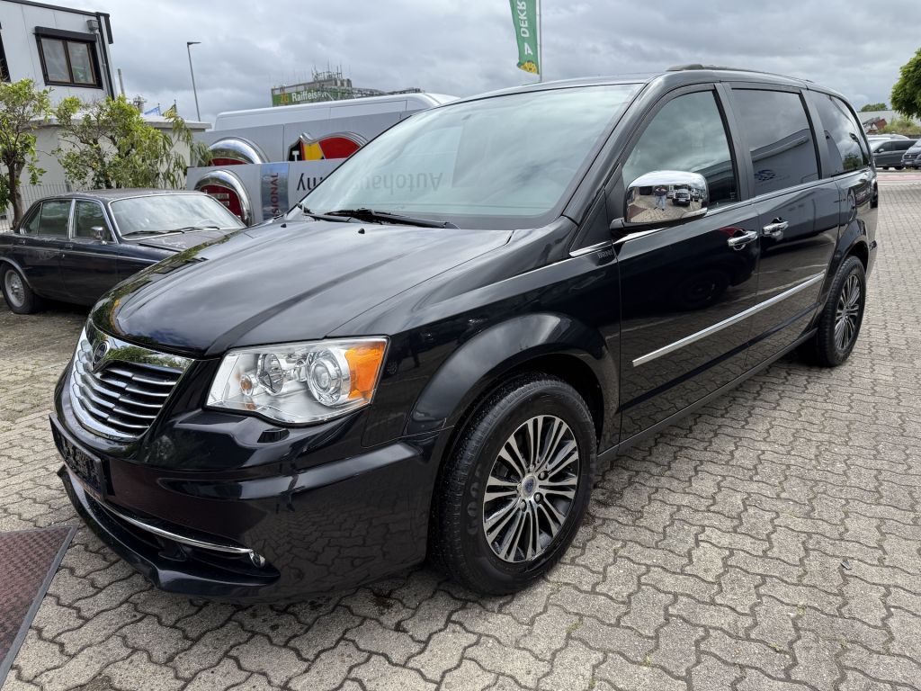 Lancia Voyager 2015