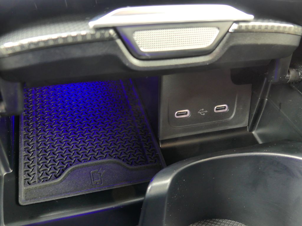 Mercedes-Benz C 200 2024