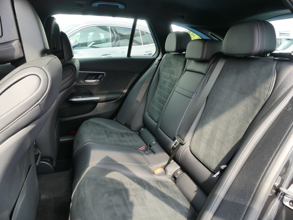 Mercedes-Benz C 200 2024